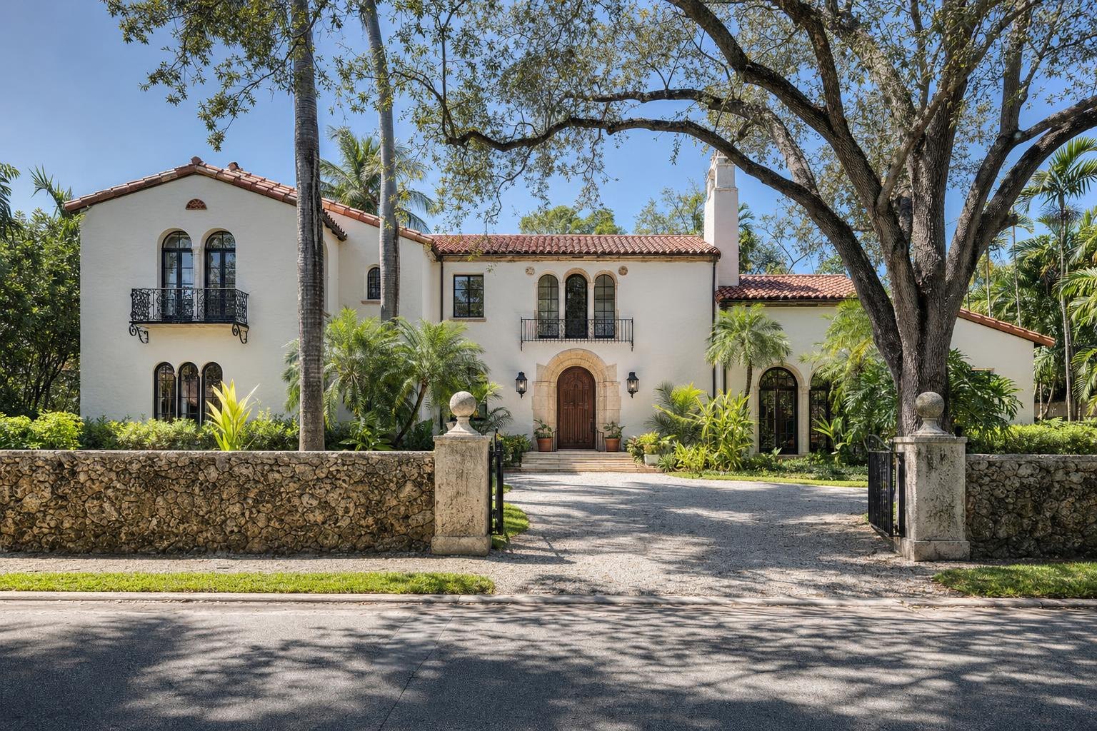 718 Valdoro Avenue